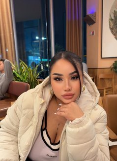 Kimberry - escort in Riyadh Photo 18 of 21