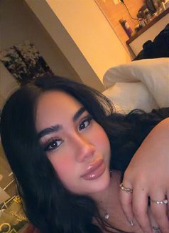 Kimberry - escort in Riyadh Photo 21 of 24