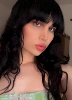 Kimi Cookie - Transsexual escort in Beirut Photo 6 of 10