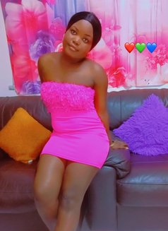 Kimmey - escort in Muscat Photo 5 of 5