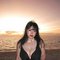Kimmi - escort in Doha Photo 2 of 7
