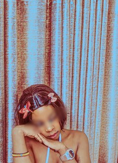Kimmie Chennai koratur, meet & vids - escort in Chennai Photo 10 of 17