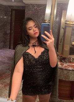 Kimmie - Transsexual escort in Abu Dhabi Photo 1 of 1