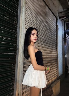 Kimmy hottie - escort in Manila Photo 3 of 4