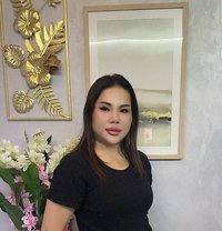 Kimmy full service - escort in Abu Dhabi