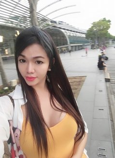 Kimmy - Transsexual escort in Bangkok Photo 9 of 10