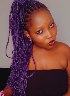 Kimmy - Masajista in Mombasa Photo 1 of 2