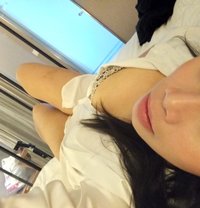 Kimmy kim - escort in Singapore Photo 4 of 10