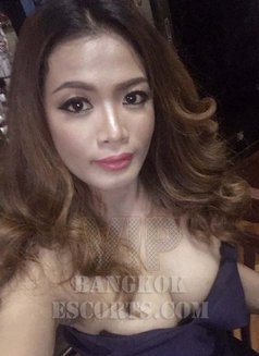 Kimmy - escort in Bangkok Photo 3 of 15