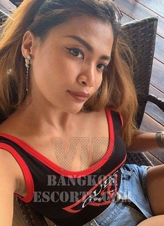 Kimmy - escort in Bangkok Photo 14 of 15