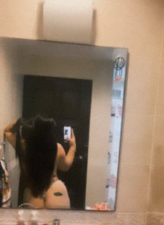 Kimmy - puta in Phuket Photo 7 of 11