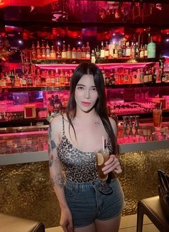 Kimmy - Transsexual escort in Bangkok Photo 7 of 10