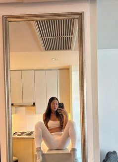 Kimmy - Transsexual escort in Phuket Photo 17 of 27