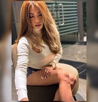 Mistress KimzyEvans hard fucker - Transsexual escort in Dubai