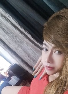 Kinche - escort in Makati City Photo 13 of 13