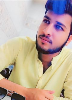 King Abdullah All the Way - Male escort in Multān Photo 13 of 29