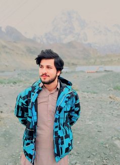 King Abdullah All the Way - Male escort in Multān Photo 14 of 29