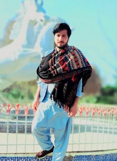 King Abdullah All the Way - Male escort in Multān Photo 18 of 29