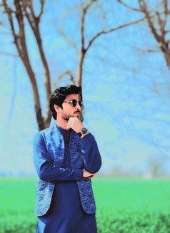 King Abdullah All the Way - Male escort in Multān Photo 19 of 29