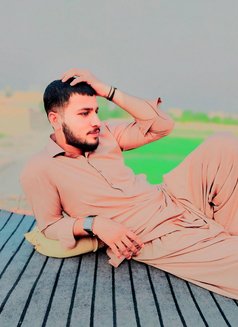 King Abdullah All the Way - Male escort in Multān Photo 25 of 29