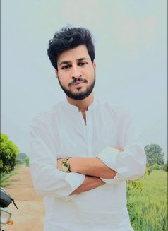 King Abdullah All the Way - Male escort in Multān Photo 2 of 2