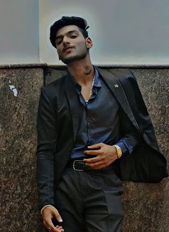 King - Male escort in Bangalore Photo 2 of 6