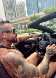 King Gianni - Acompañantes masculino in Dubai Photo 11 of 17
