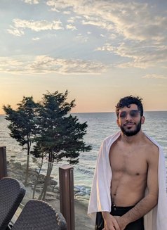 King - Male escort in Mumbai Photo 2 of 6