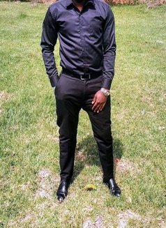 King Kenn - Male escort in Nakuru Photo 3 of 8