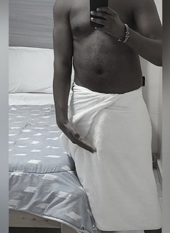King Kenn - Male escort in Nakuru Photo 5 of 8