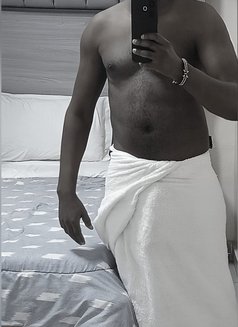 King Kenn - Male escort in Nakuru Photo 6 of 8