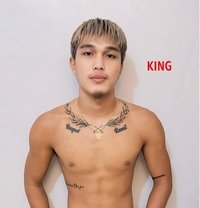 KING! Open for Camshow and Meet Up - Male escort in Manila