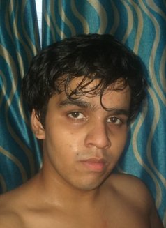 King V - Acompañantes masculino in Mumbai Photo 2 of 6