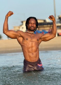 Kingblaxk - Acompañantes masculino in Shanghai Photo 3 of 10