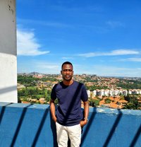 Kinglux Guy - Acompañantes masculino in Kampala