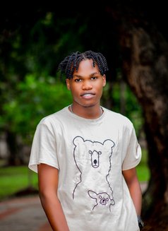 Kingsley Lake - Male companion in Nairobi Photo 2 of 3