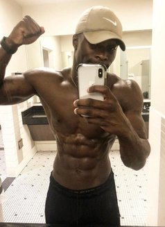 Kingsley1 - Male escort in Dubai Photo 5 of 6
