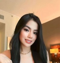 Kini - escort in Doha