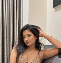 Kinjal Best Safe Secure Service - puta in Bangalore