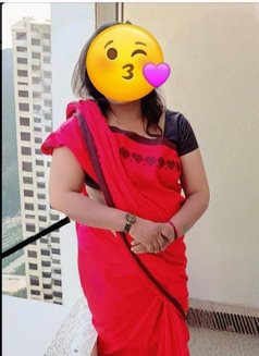 Kinjal - escort in Ahmedabad Photo 3 of 3