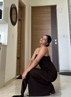 Kinjal - escort in Hyderabad Photo 2 of 6