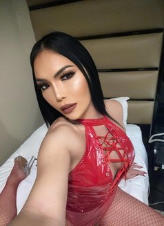 Kinky Mistress Aila HugeCock W/ Poppers - Transsexual escort in Bangkok Photo 25 of 30