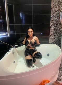 Kinky Mistress Aila HugeCock W/ Poppers - Transsexual escort in Bangkok Photo 28 of 30