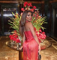 Kinky Dominant Cums a lot TS Isla - Transsexual escort in London Photo 28 of 30