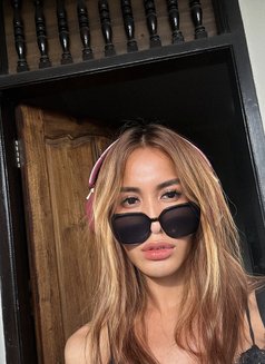 KINKY DOMINANT TOP MISTRESS - Transsexual escort in Bali Photo 28 of 28
