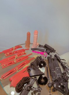 Kinky Find Pleasure in Pain Dominatrix - Acompañantes transexual in Doha Photo 8 of 8