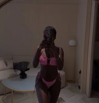 Kinky Gina - puta in Kampala