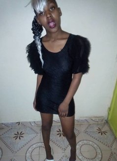 Kinky - escort in Nairobi Photo 6 of 7