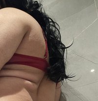 Kinky Mistress Ria - Transsexual escort in Riyadh