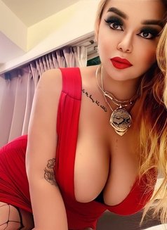 KINKY SEXY BUSTY Mistres live in bangkok - Transsexual escort in Bangkok Photo 22 of 30